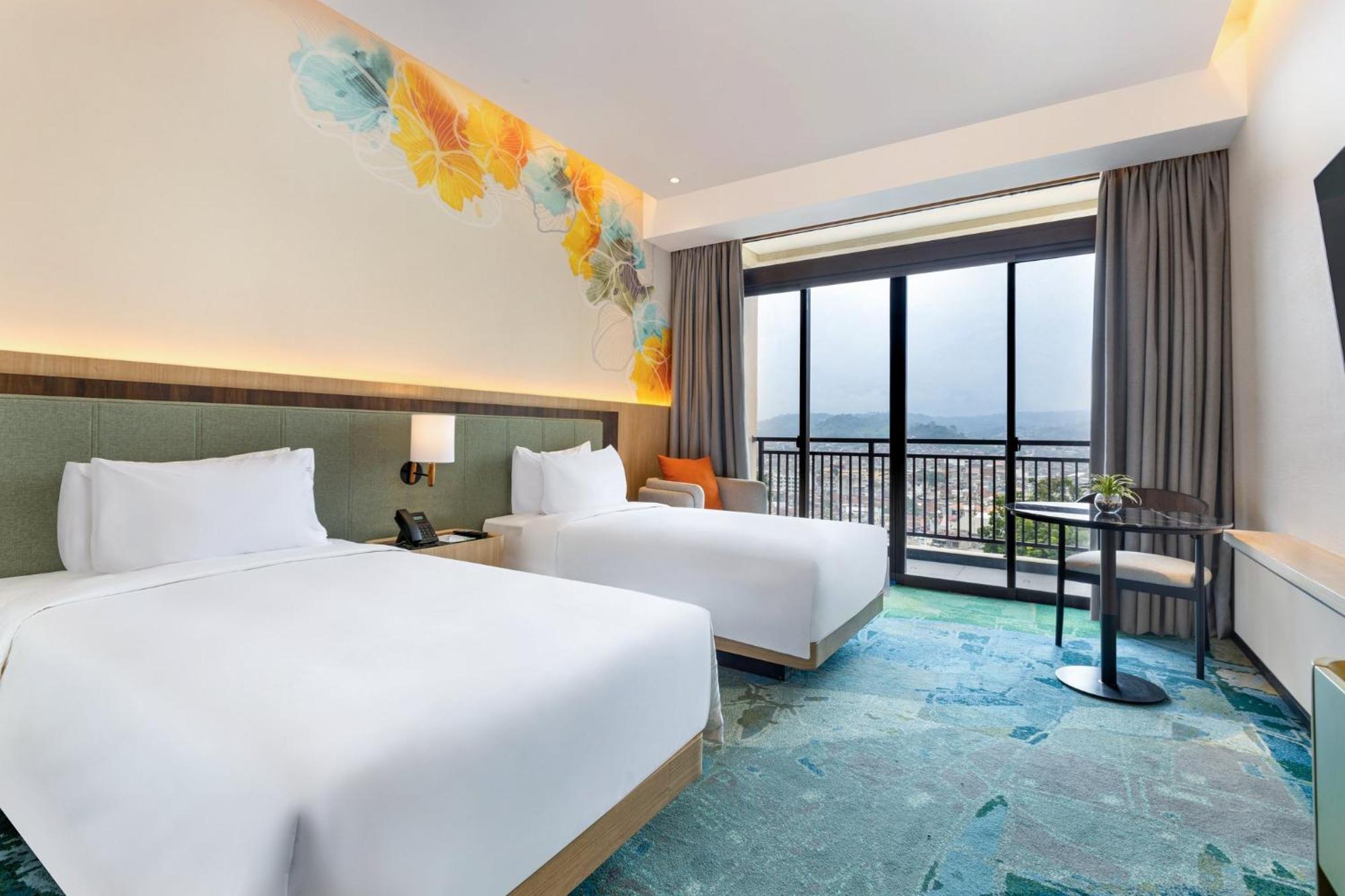 Holiday Inn Lampung Bukit Randu By Ihg Bandar Lampung Buitenkant foto